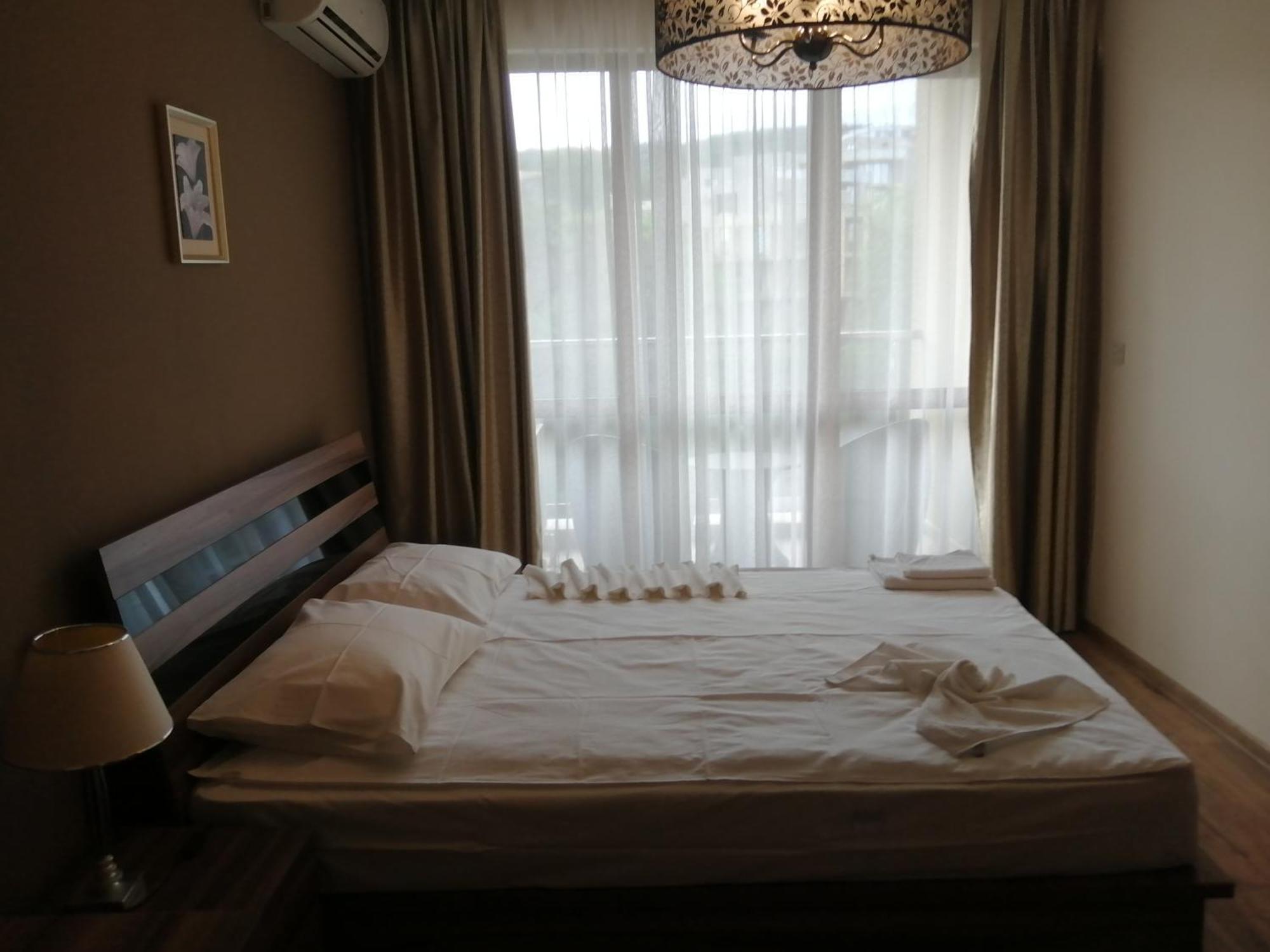 Aparthotel Golden Line Golden Sands Esterno foto